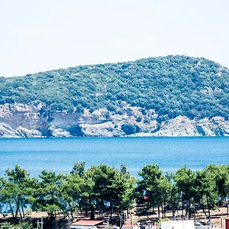 Lula 's House * Nea Iraklitsa