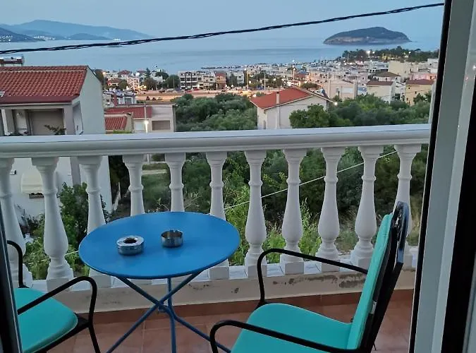 Lula 's House * Nea Iraklitsa